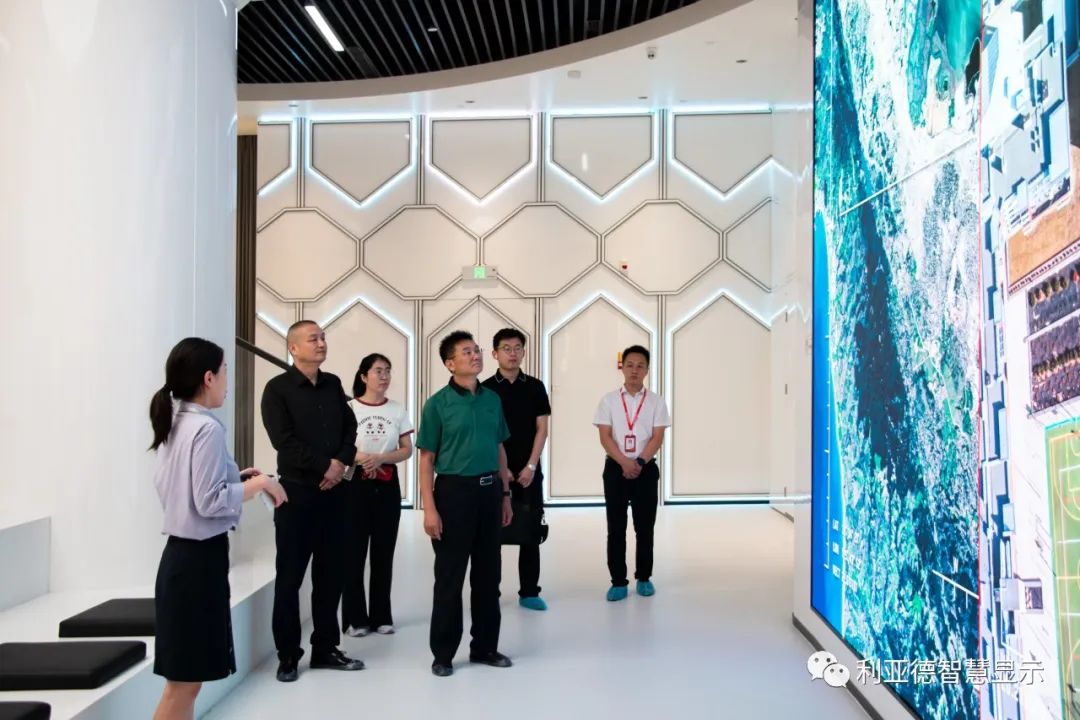 安徽省科技館館長方波一行蒞臨米蘭南方總部參觀調(diào)研